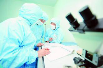 从拜耳备受争议的收购计划，看全球制药巨头的转型方式