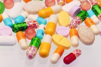 全球重磅药物纷纷青睐我国市。盒壅